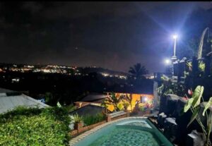 Caraka Homestay - Penginapan Murah di Puncak