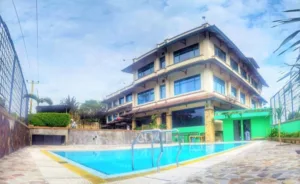 Hotel nyaman untuk keluarga di puncak Hotel nyaman untuk keluarga di puncak